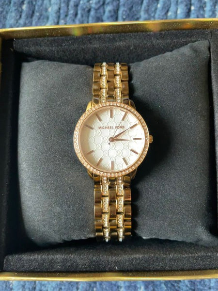 3_79166cf8-dc4d-4050-b768-  display picture 1