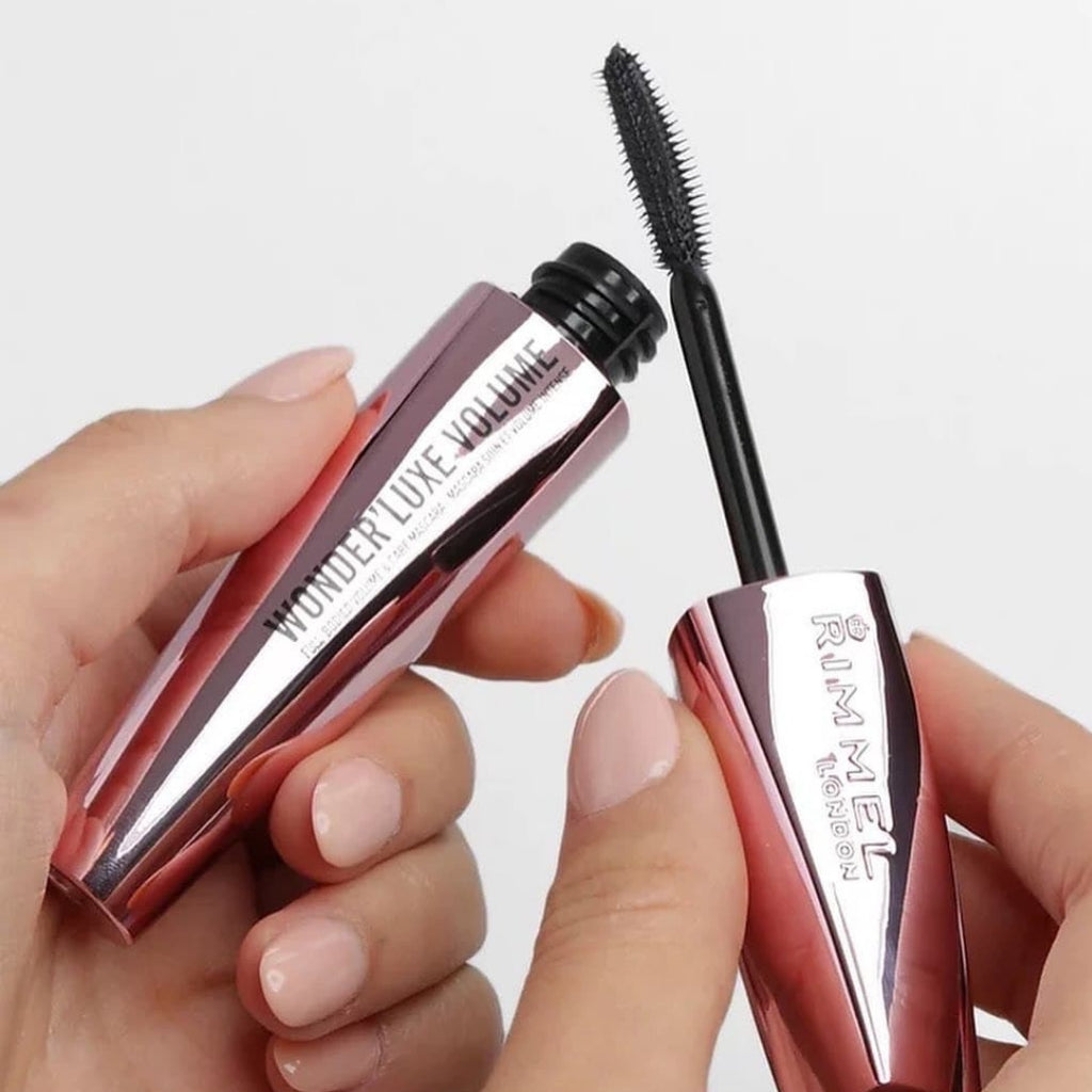 Rimmel #LiveTheLondonLook Mascara + Liquid Liner Kit | Cheeks Pakistan