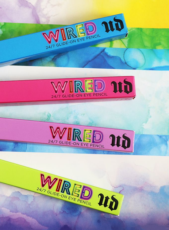 Urban Decay Wired 24/7 Eye Pencil - Shock| Cheeks Pakistan